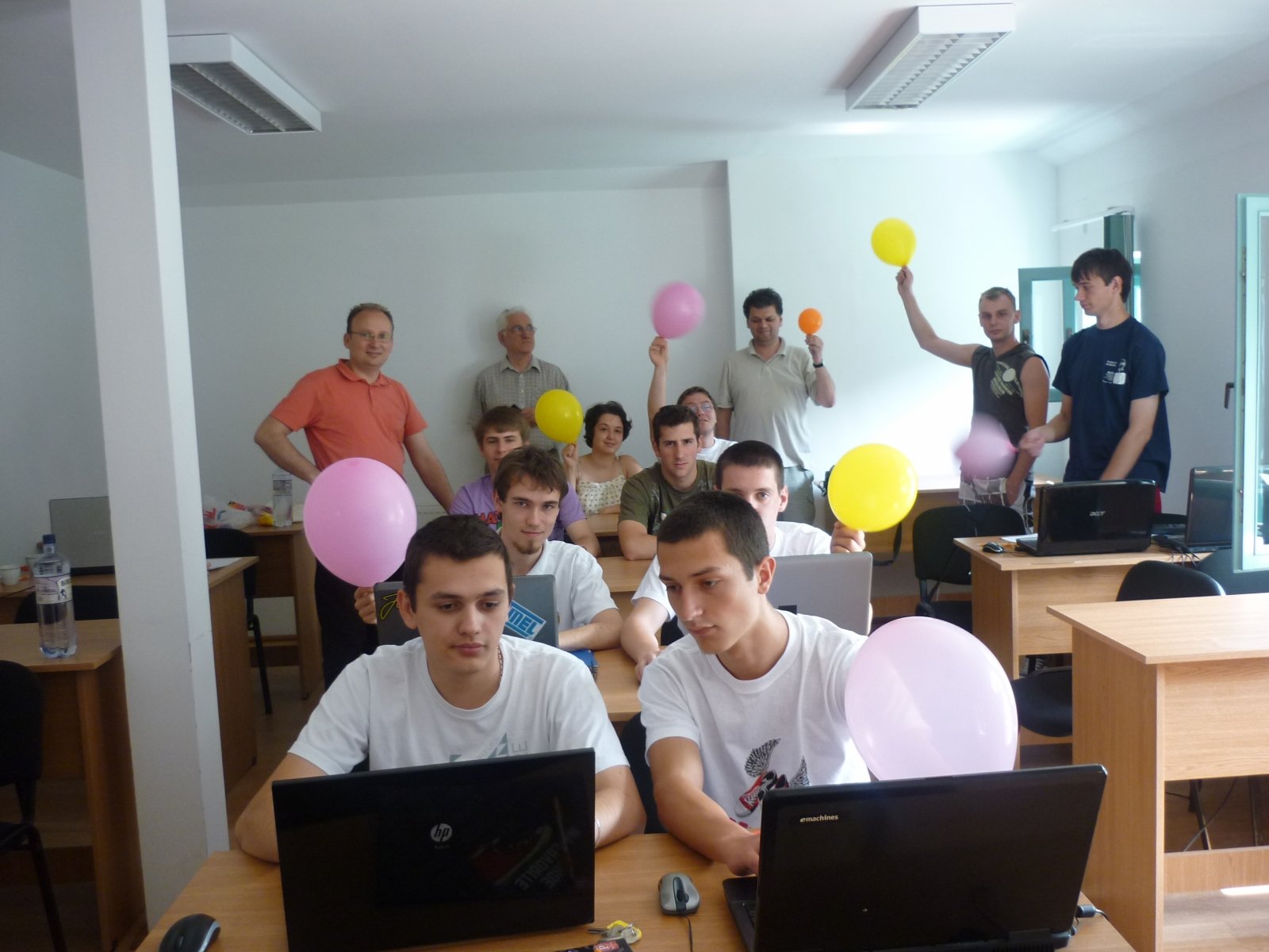 Újra programozói tábor