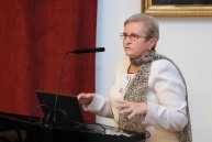 dr. Bitay Enikő az első erdélyi nő a Magyar Tudományos Akadémia tagjai között
